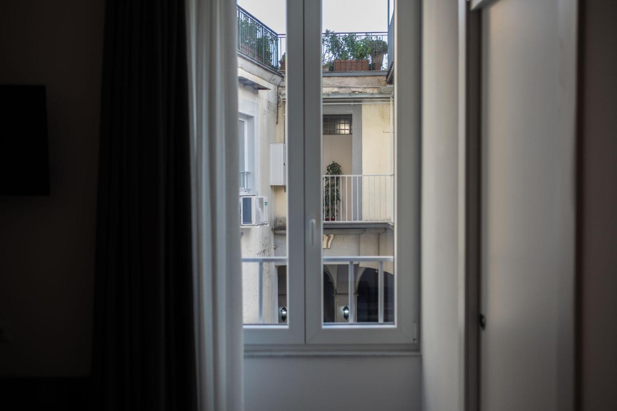 Napoli Oltre Rooms Экстерьер фото